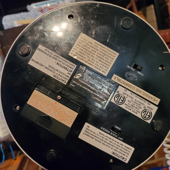 1970s phone - Picture 2 of 3